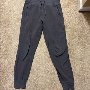 lululemon sweatpant joggers